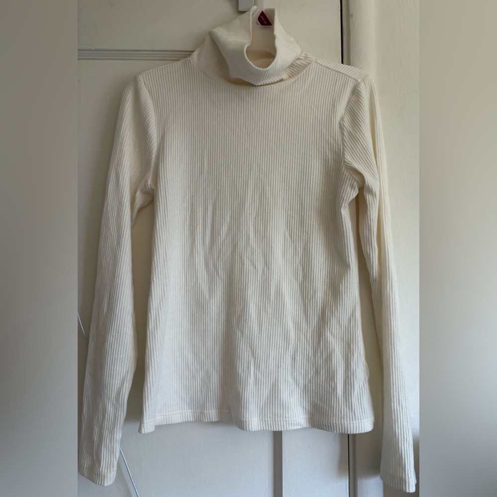 Old Navy Cream Ribbed Turtleneck